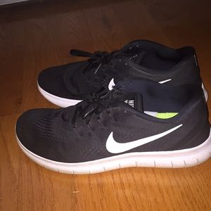 Men’s Nike Free RN 2016